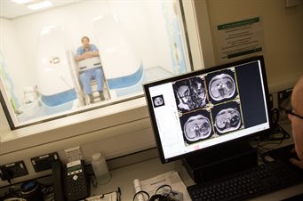 Upright MRI image